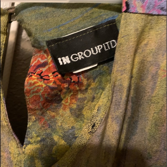 In Group Ltd - Blouse sz 14 - $10 - Picture 2 of 3